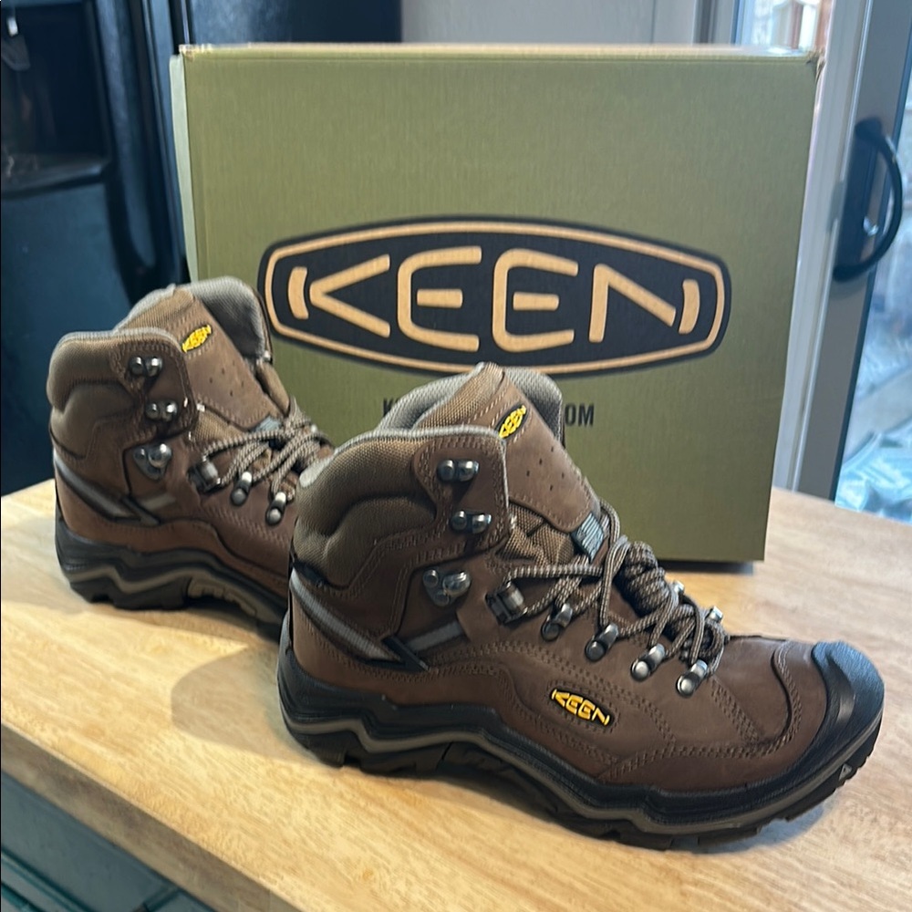 KEEN Men's Hiking Boots Durand II Mid Wide Waterproof